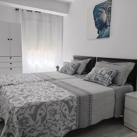 Mare De Deu, Vivienda Vacacional Para Familias Y Mayores De 25 Anos En El Grao De Gandia-Playa Playa de Gandia Εξωτερικό φωτογραφία