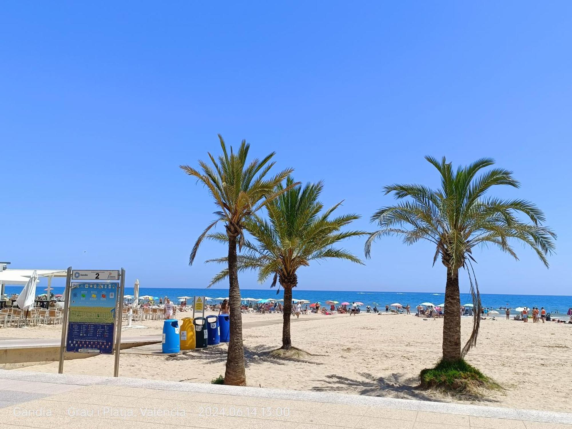 Mare De Deu, Vivienda Vacacional Para Familias Y Mayores De 25 Anos En El Grao De Gandia-Playa Playa de Gandia Εξωτερικό φωτογραφία