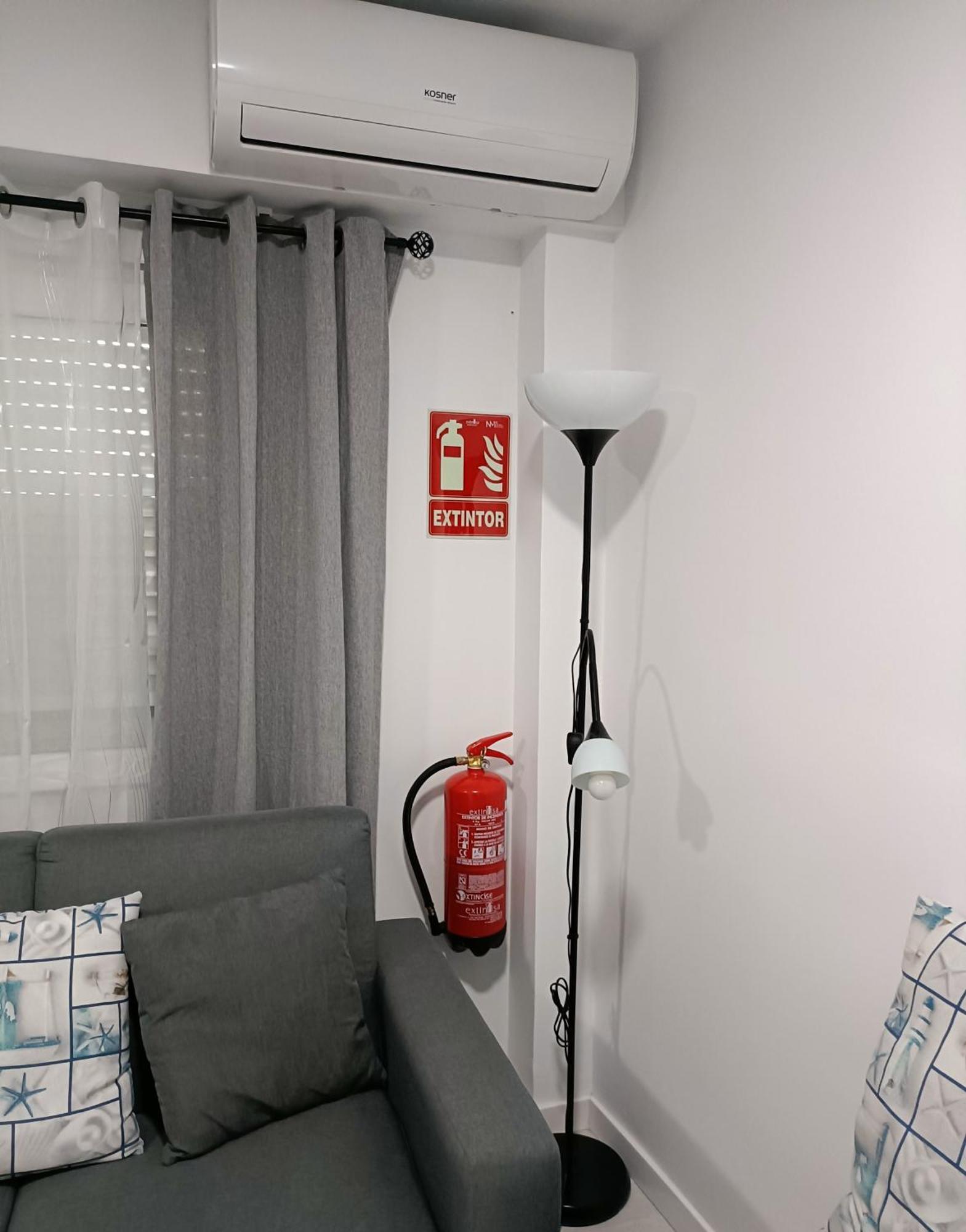 Mare De Deu, Vivienda Vacacional Para Familias Y Mayores De 25 Anos En El Grao De Gandia-Playa Playa de Gandia Εξωτερικό φωτογραφία